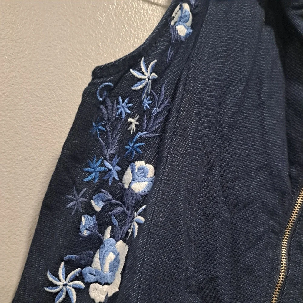 Total Girl Kids Navy Blue‎ Floral Embroidered Moto Vest Asymmetrical Zip Size 14